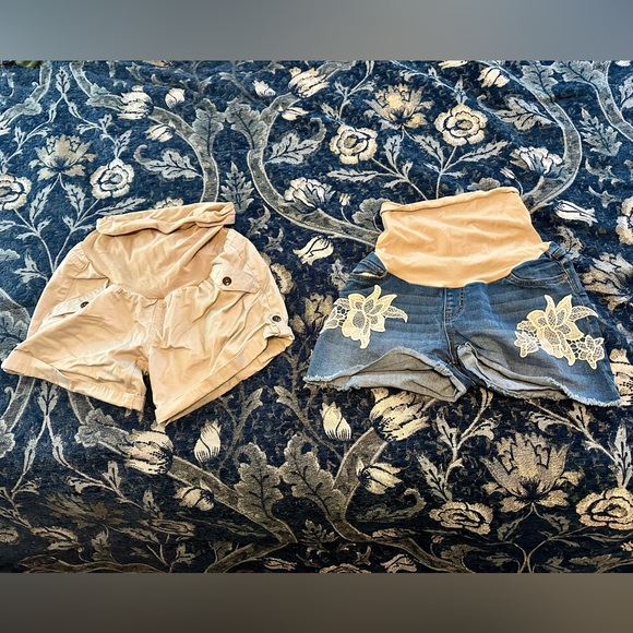 Lot of Maternity Pants Size Small - Picture 7 of 8